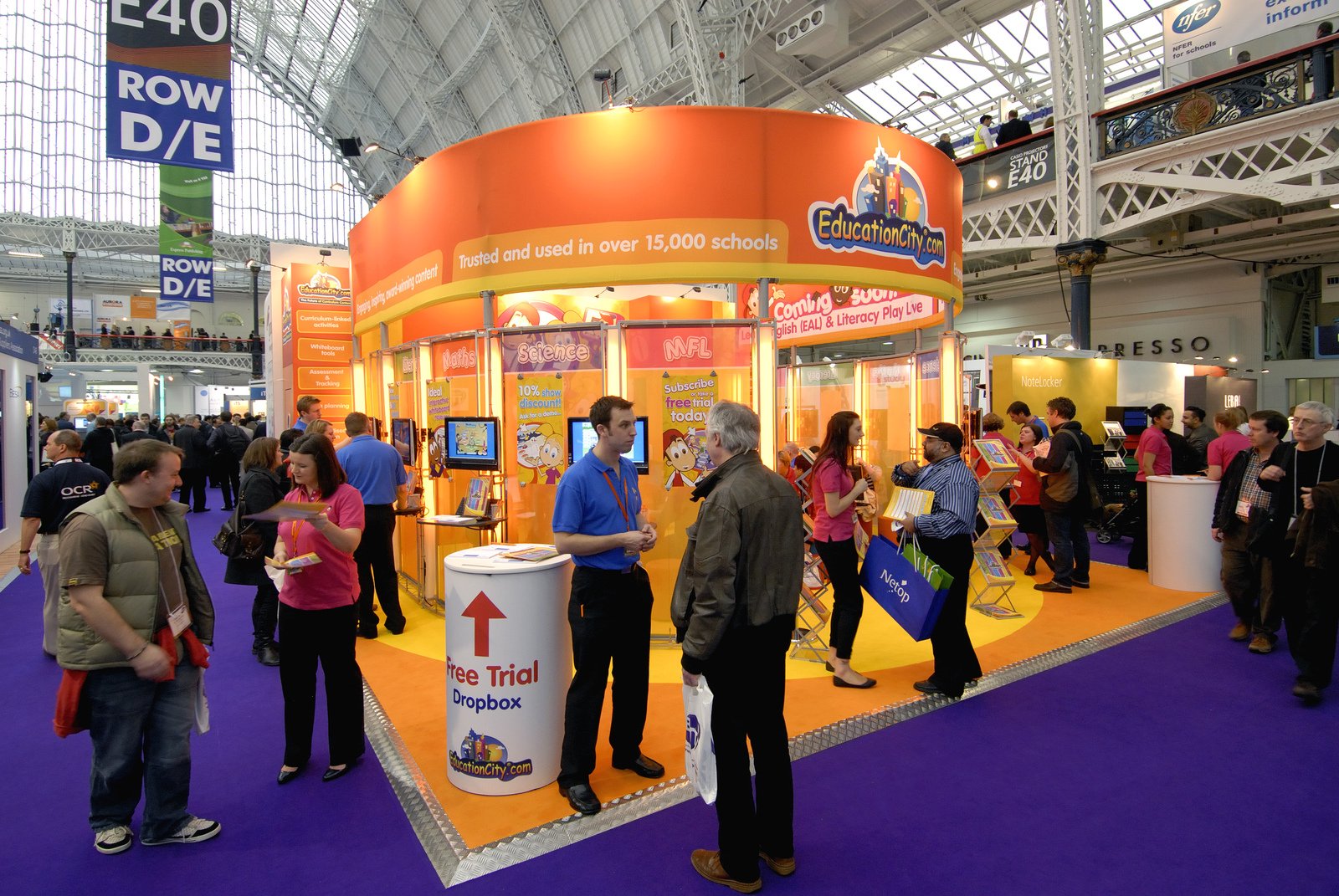 EDUCATIONCITY2011_CORNER EDUCATIONCITY2011_CORNER