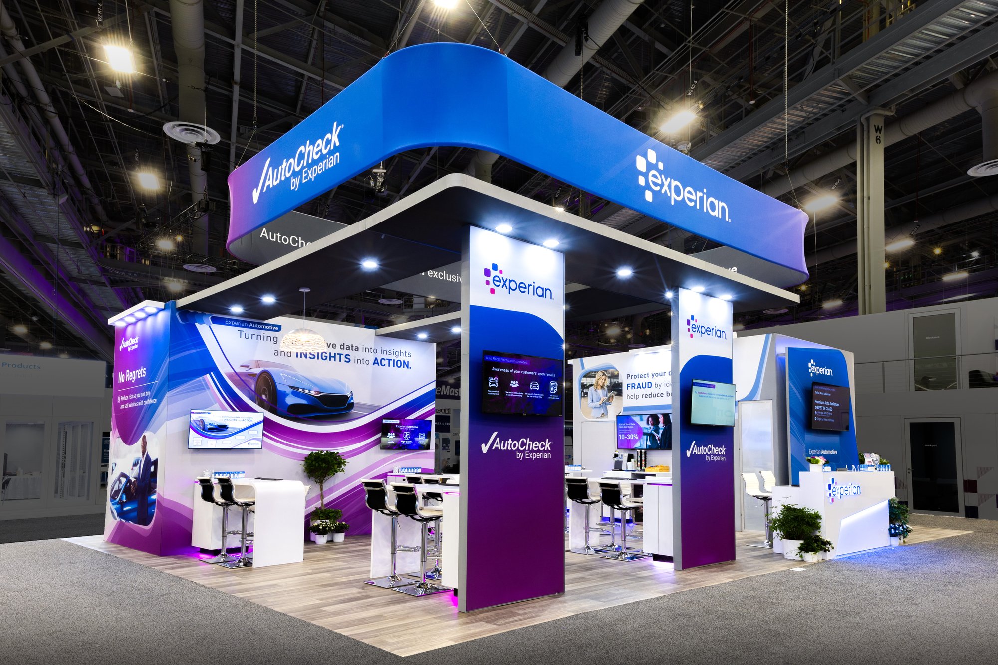 Experian custom large booth by Skyline
